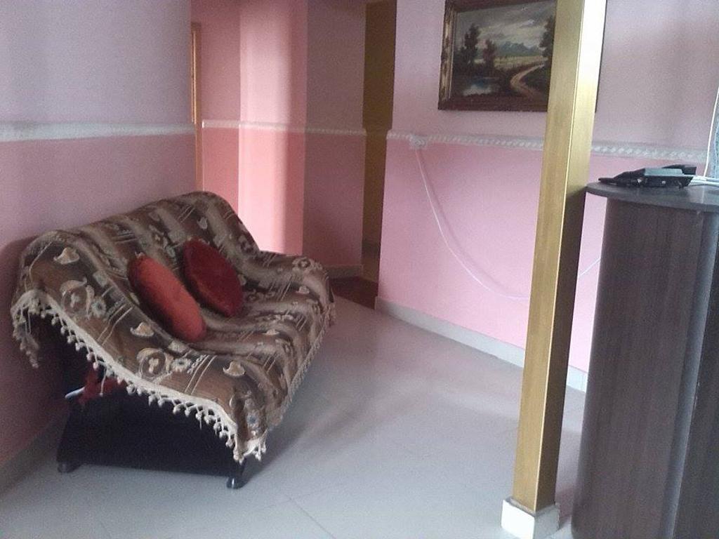 Hostel Georgia Kutaisi Bagian luar foto