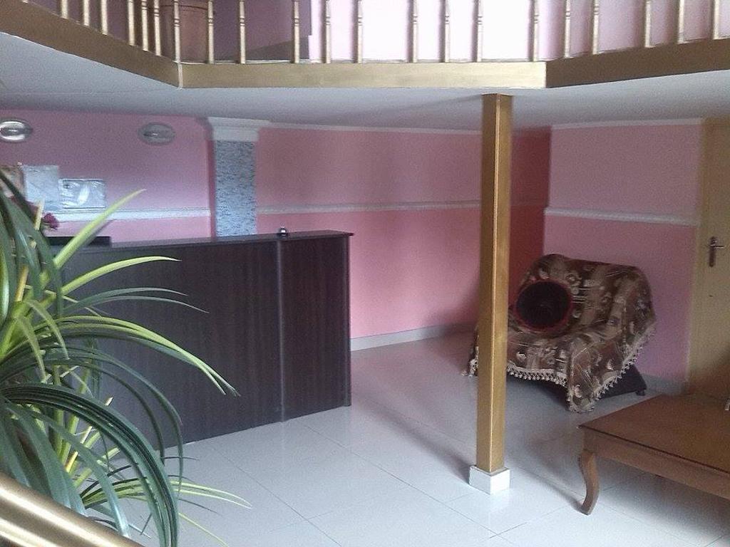 Hostel Georgia Kutaisi Bagian luar foto